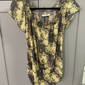 Yellow and black leaf patterned Charlotte Russe blouse